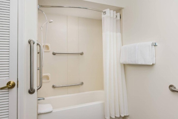 Residence Inn by Marriott Hartford Windsor image 19