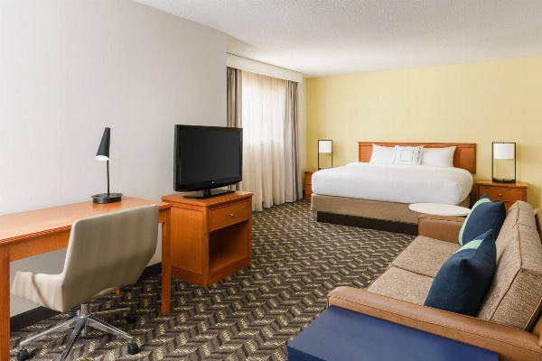 Residence Inn by Marriott Hartford Windsor image 3